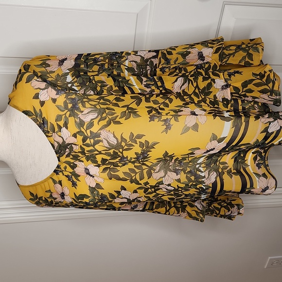 Cabi Scene Blouse Gilded Floral #5518  Size XS NWT - Picture 3 of 12